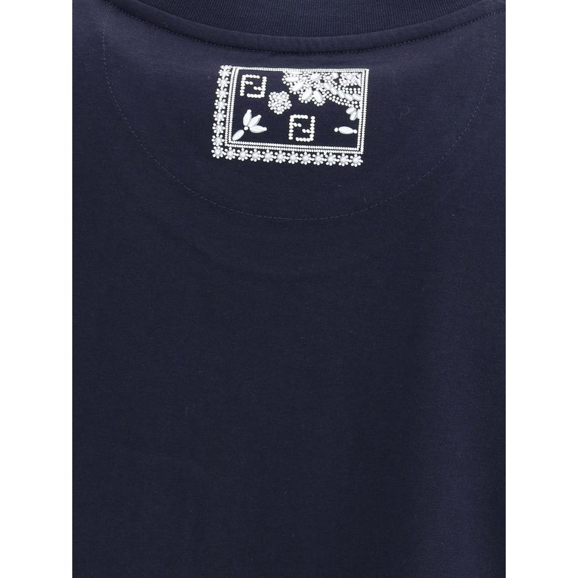 Blue Cotton T-ShirtCotton T-Shirt by Fendi features a distinctive design with attention to detail. The front is enhanced by a slit pocket embellished with a contrasting bandana print, which gives a graphic and contemporary touch. The garment is completed