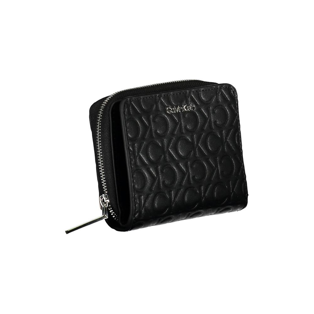 Black Polyester Walletwallet 1 compartment, double spaces formed by cards, coin purse with zip, clip closure, contrasting details, logoBlack Polyester Wallet${tagsCalvin KleinAulae Black Polyester Wallet Calvin KleinAulae Black Polyester Wallet wallet 1 c