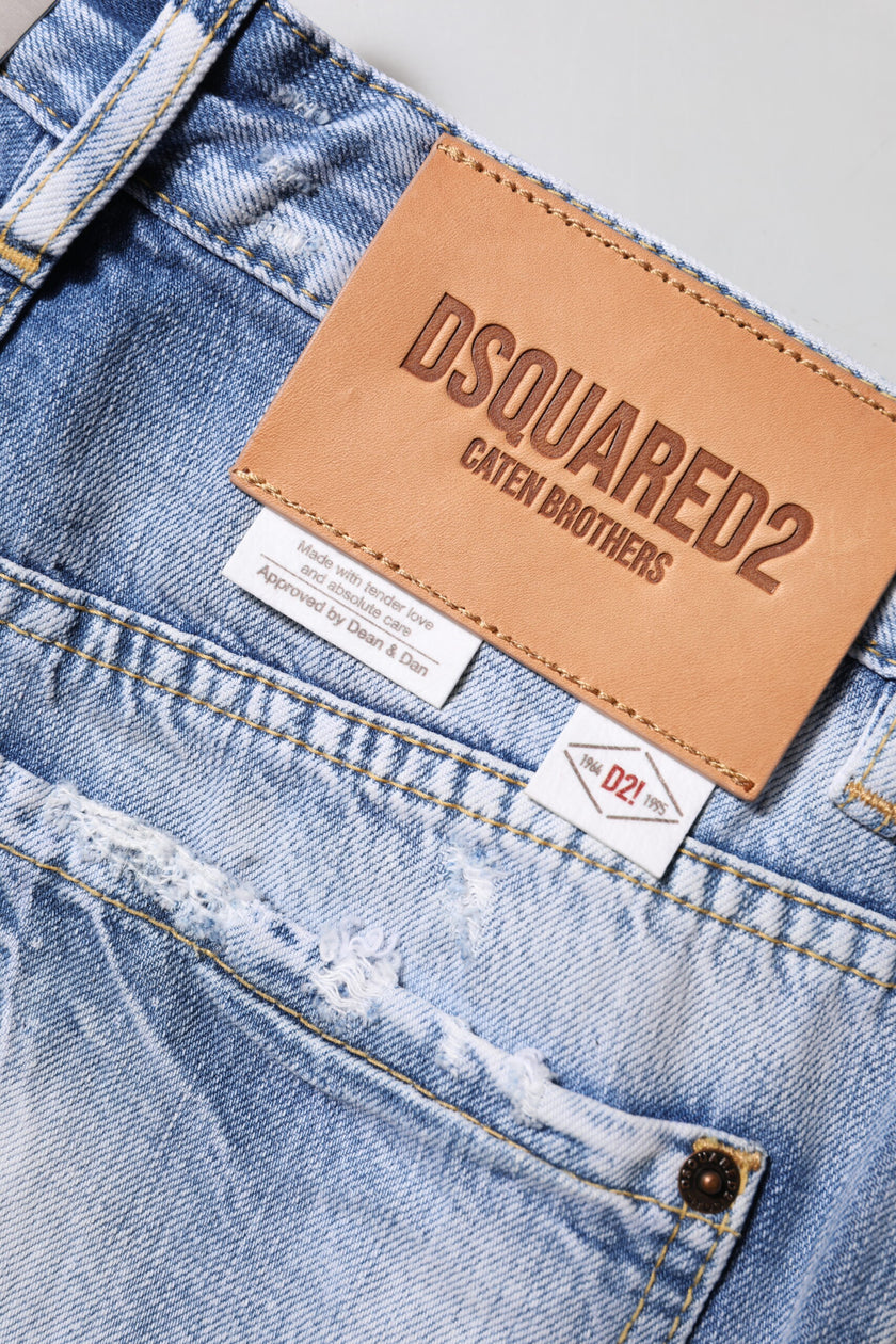 Blue Washed High Waist Wide Leg JeansDSQUARED2 Gorgeous brand new, 100% Authentic DSQUARED2 wide leg denim jeans. Model: High Waist Jeans Color: Blue Washed Material: 100% Cotton Button closure Logo detailsBlue Washed High Waist Wide Leg Jeans${tagsDsquar