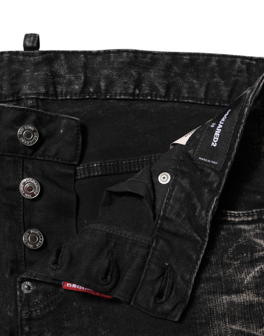 Black Washed Mid Waist Tapered Denim JeansDSQUARED2 Gorgeous brand new, 100% Authentic DSQUARED2 mid waist denim jeans. Model: Mid Waist Jeans Color: Black Washed Material: 98% Cotton 2% Elastane Button closure Logo detailsBlack Washed Mid Waist Tapered D