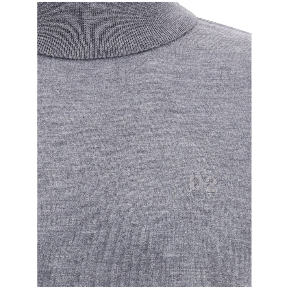 Gray Fleece Wool TurtleneckVirgin wool turtleneck Sweater by Dsquared2 features a soft high collar that can be turned up as desired. Ribbed cuffs and hem ensure a snug and comfortable fit. The front is embellished with the iconic tone-on-tone embroidered
