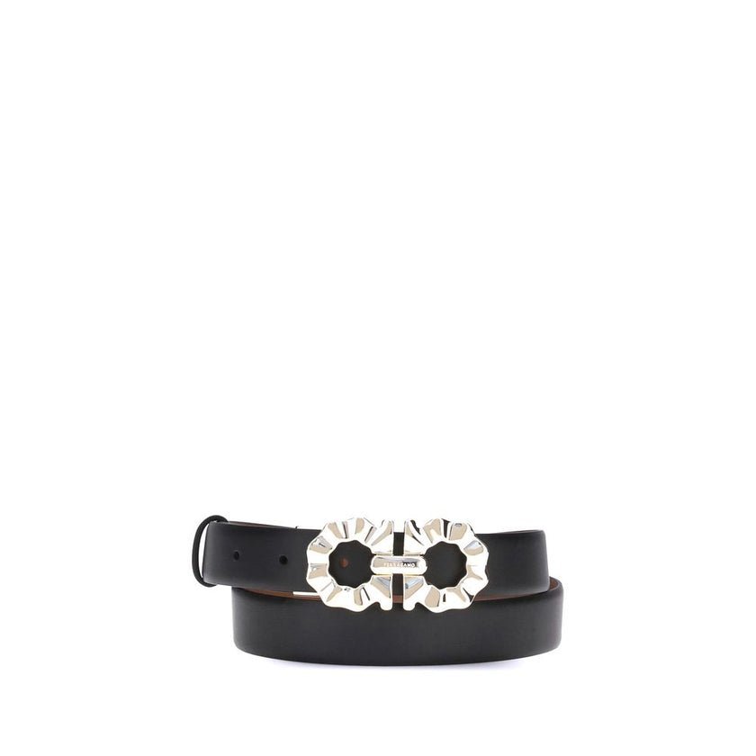 Black Calf Leather Bos Taurus Regular BeltFerragamo’s Gancini reversible Belt embodies the brand’s style with delicate femininity. Its two-tone, reversible design offers unparalleled versatility, allowing you to change your look with a simple gesture. The