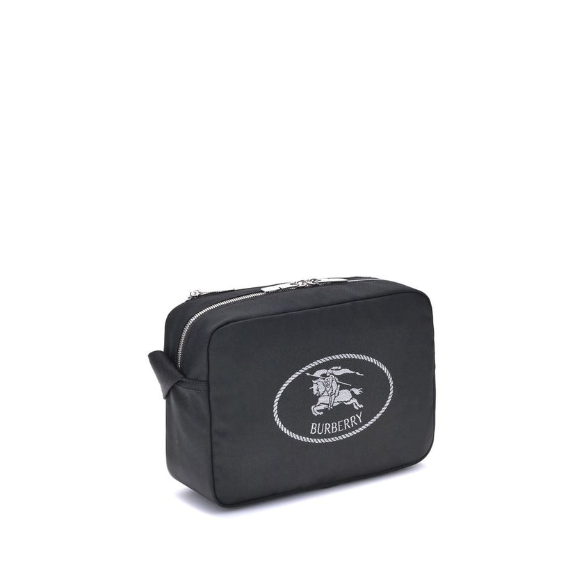 Black Polyester Shoulder BagBurberry’s Orkney Shoulder Bag is a stylish and functional accessory perfect for sophisticated everyday use.It features an adjustable ribbon shoulder strap that allows the length to be adjusted for personalized wear, a top clos