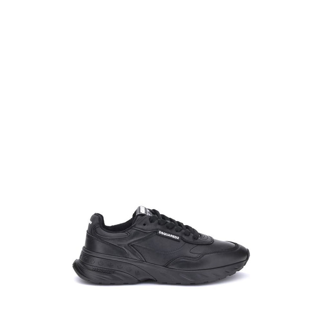 Black Calf Leather Bos Taurus Athletic SneakersDsquared2’s leather Sprinter Sneakers combine bold design and retro styling with a modern twist. The upper lace-up closure ensures a secure fit, while the unmistakable paneled design is full of character. The
