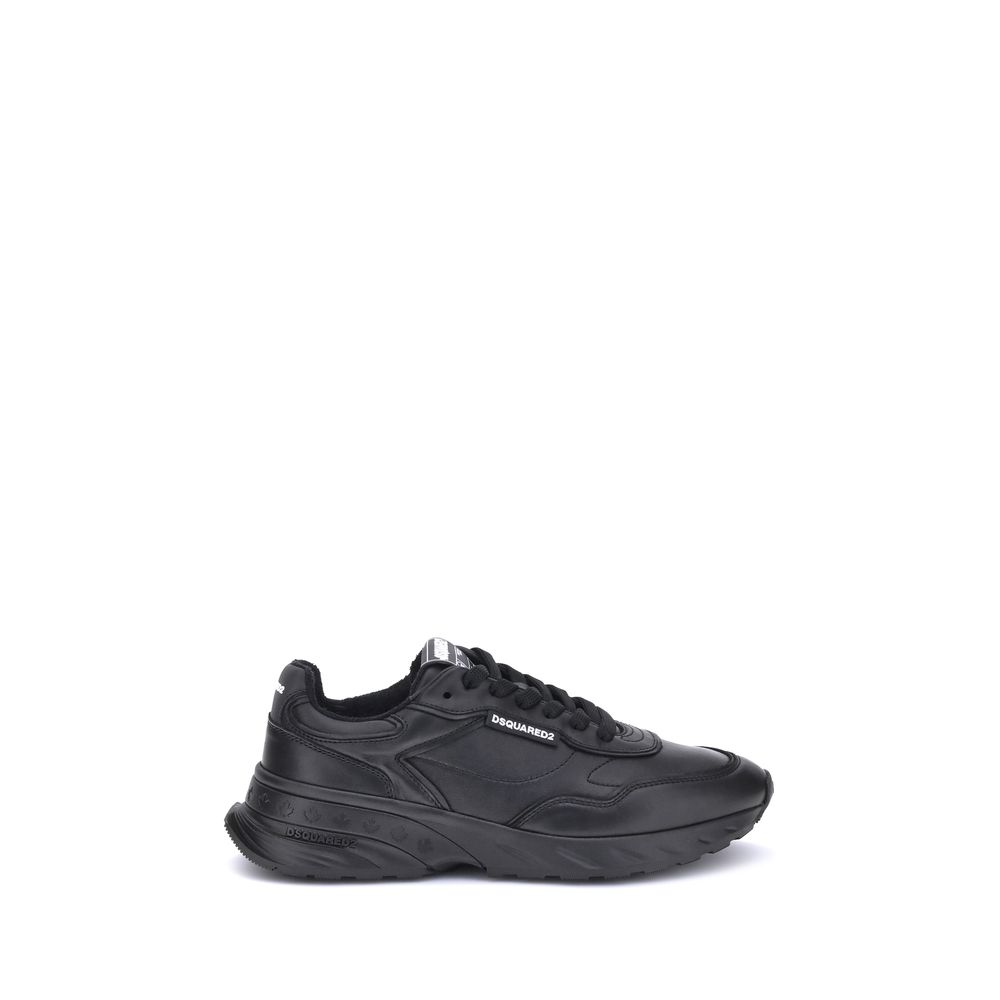 Black Calf Leather Bos Taurus Athletic SneakersDsquared2’s leather Sprinter Sneakers combine bold design and retro styling with a modern twist. The upper lace-up closure ensures a secure fit, while the unmistakable paneled design is full of character. The