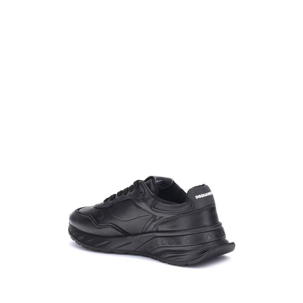 Black Calf Leather Bos Taurus Athletic SneakersDsquared2’s leather Sprinter Sneakers combine bold design and retro styling with a modern twist. The upper lace-up closure ensures a secure fit, while the unmistakable paneled design is full of character. The