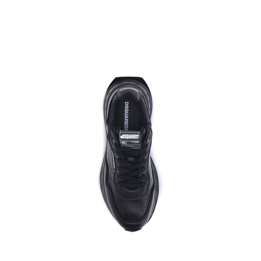 Black Calf Leather Bos Taurus Athletic SneakersDsquared2’s leather Sprinter Sneakers combine bold design and retro styling with a modern twist. The upper lace-up closure ensures a secure fit, while the unmistakable paneled design is full of character. The
