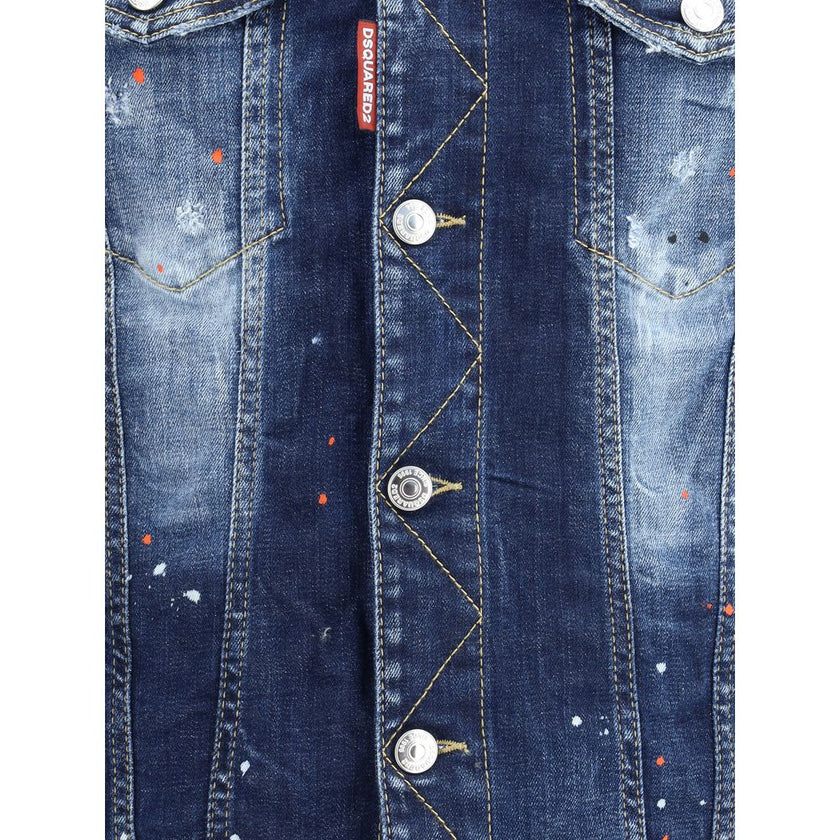 Blue Cotton Denim JacketDsquared2’s boxy Dan denim Jacket features a bold look thanks to its used wash and splashes of color. The design includes two side welt pockets, two front patch pockets and the exclusive red Dsquared2 label embellishing the closure