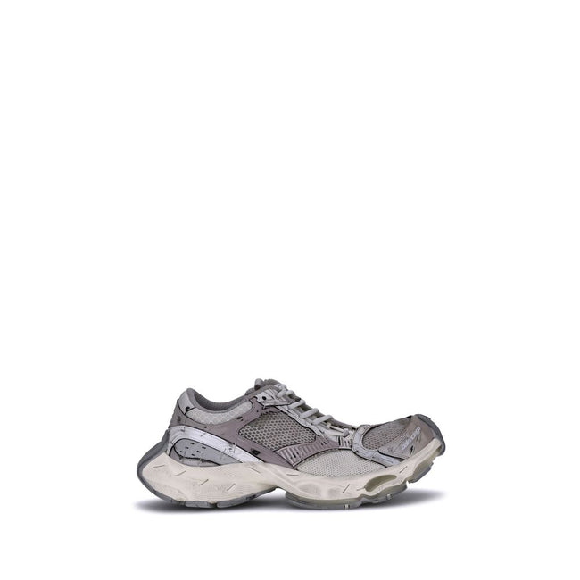 Gray Polyethylene Athletic SneakersBalenciaga’s Stapler Sneakers embody the brand’s unconventional and experimental spirit, combining deconstructed aesthetics and avant-garde details. The worn-effect design gives the shoe an intentionally worn-in look, wh
