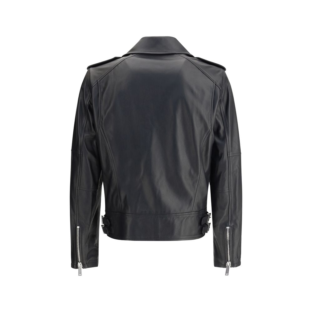 Black Calf Leather Bos Taurus Biker JacketDsquared2’s Kiodo leather Jacket features a lapel collar and a double-breasted, double-slider zipper closure. The functional design includes two zippered pockets, a heart point pocket also zippered, and zippered s