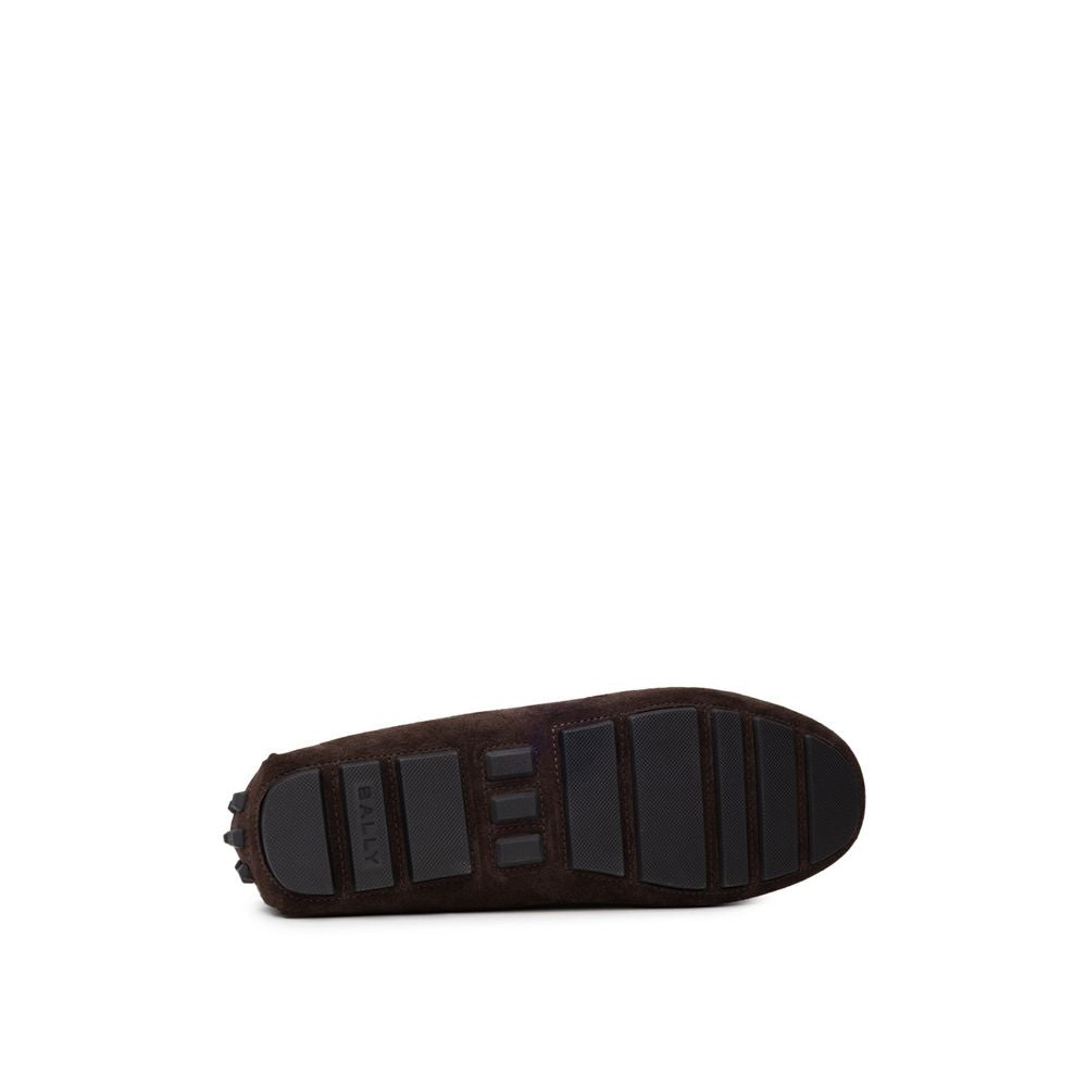 Brown Leather MoccassinBally Brown Suede Loafers with Gold Logo. In brown suede, rounded toe, insole with logo, gold metallic logo applied on the band. Segmented rubber outsole. Size 8-9-10-10.5EU – 41-42.5-44-44.5IT Composition: 100% Leather Internal SKU