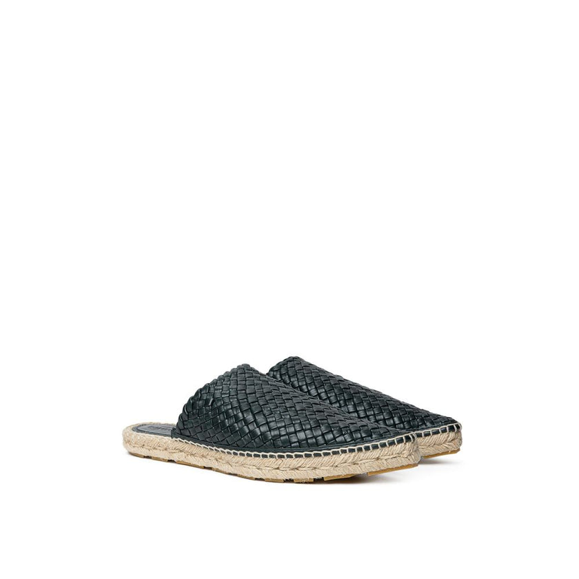 Green Leather EspadrillesBottega Veneta Dark Green Intreccio Lagoon Espadrilles. Pointed toe, open back, light dark green upper with iconic intrecciato motif, woven rope sole, rubber details on the outside. Composition: 100% Leather Internal SKU: 25MG28 B