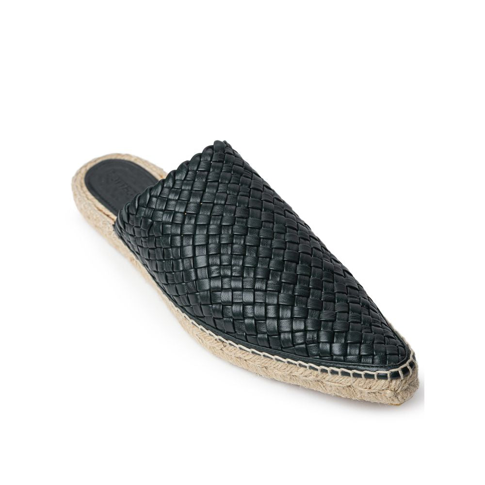Green Leather EspadrillesBottega Veneta Dark Green Intreccio Lagoon Espadrilles. Pointed toe, open back, light dark green upper with iconic intrecciato motif, woven rope sole, rubber details on the outside. Composition: 100% Leather Internal SKU: 25MG28 B