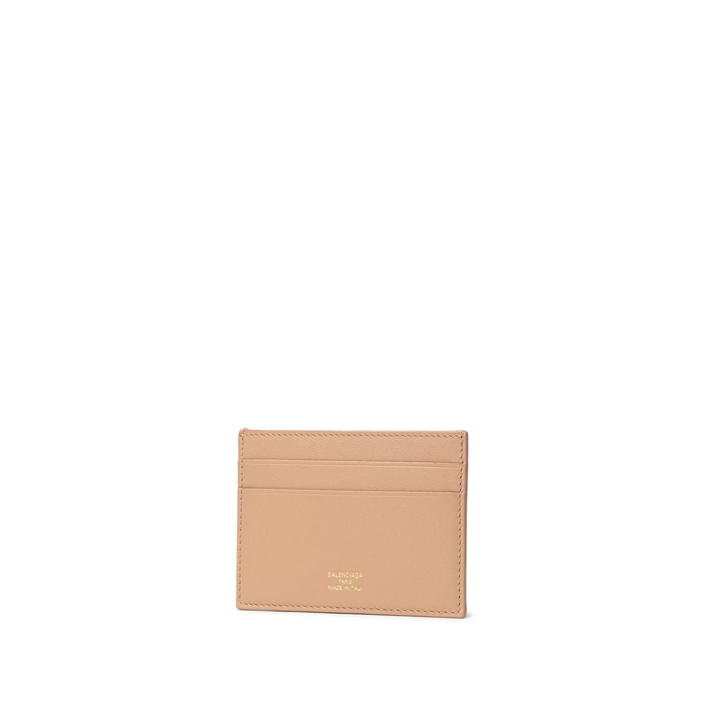 Beige Leather CardholderBalenciaga Dark Beige Leather Card Holder. Contrasting gold logo on the front, brushed leather with four compartments Composition: 100% Leather Internal SKU: 25MG109 Brand SKU: 7432162AAFT9607Beige Leather Cardholder${tagsBalenciag