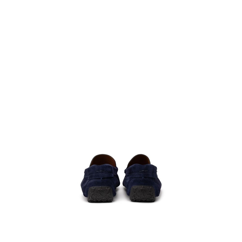 Blue Leather MoccassinBally Blue Suede Loafers with Logo. In blue suede, rounded toe, insole with logo, applied metal logo. Segmented rubber outsole. Size 8.5EU – 43IT Composition: 100% Leather Internal SKU: 25MG33Blue Leather Moccassin${tagsBallyAulae Bl