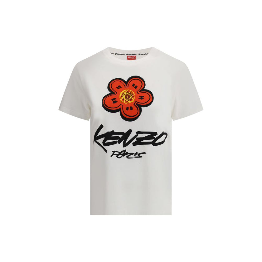 White Cotton T-ShirtKenzo’s Futura T-Shirt is an iconic garment that combines simplicity and visual identity. Made of soft cotton, it features a ribbed crew neck and an essential fit. On the front, the iconic Kenzo signature and the house’s iconic flower