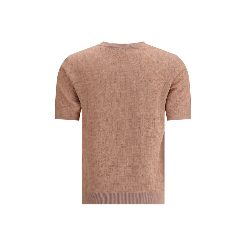 Multicolor Viscose T-ShirtFendi’s cotton T-Shirt represents the perfect meeting of comfort and iconic style. Made from high-quality cotton, it features a ribbed crew neck and hem with side slits, lending versatility to the design. The knit weave with the