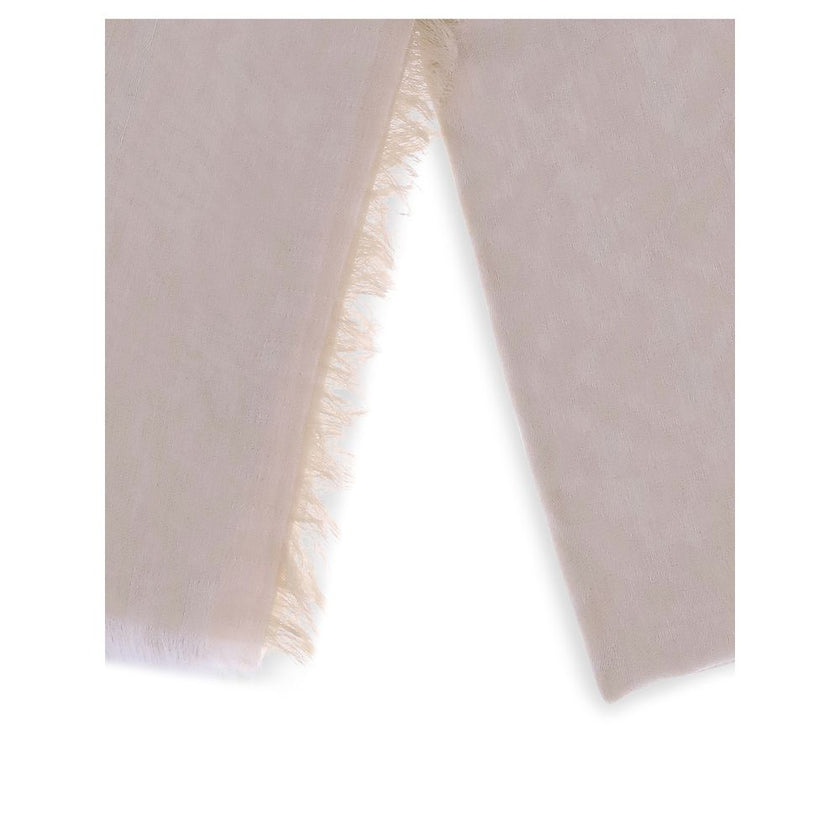 Beige Cotton ScarfThe Fendi FF Scarf is crafted from soft, lightweight cotton yarn and features an elegant diagonal jacquard with an FF motif. The edge is finished with the iconic Pequin stripes, while the frayed edges add a touch of naturalness and style