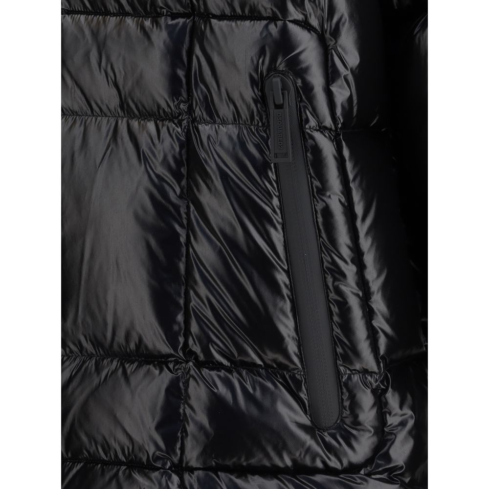 Black Polyamide Full-Length Jacket3D Down Jacket by Dsquared2 with adjustable drawstring hood and high collar for optimal protection. The model features a double-slider zip front closure, raglan sleeves and two side welt pockets with zip. Finished with ri