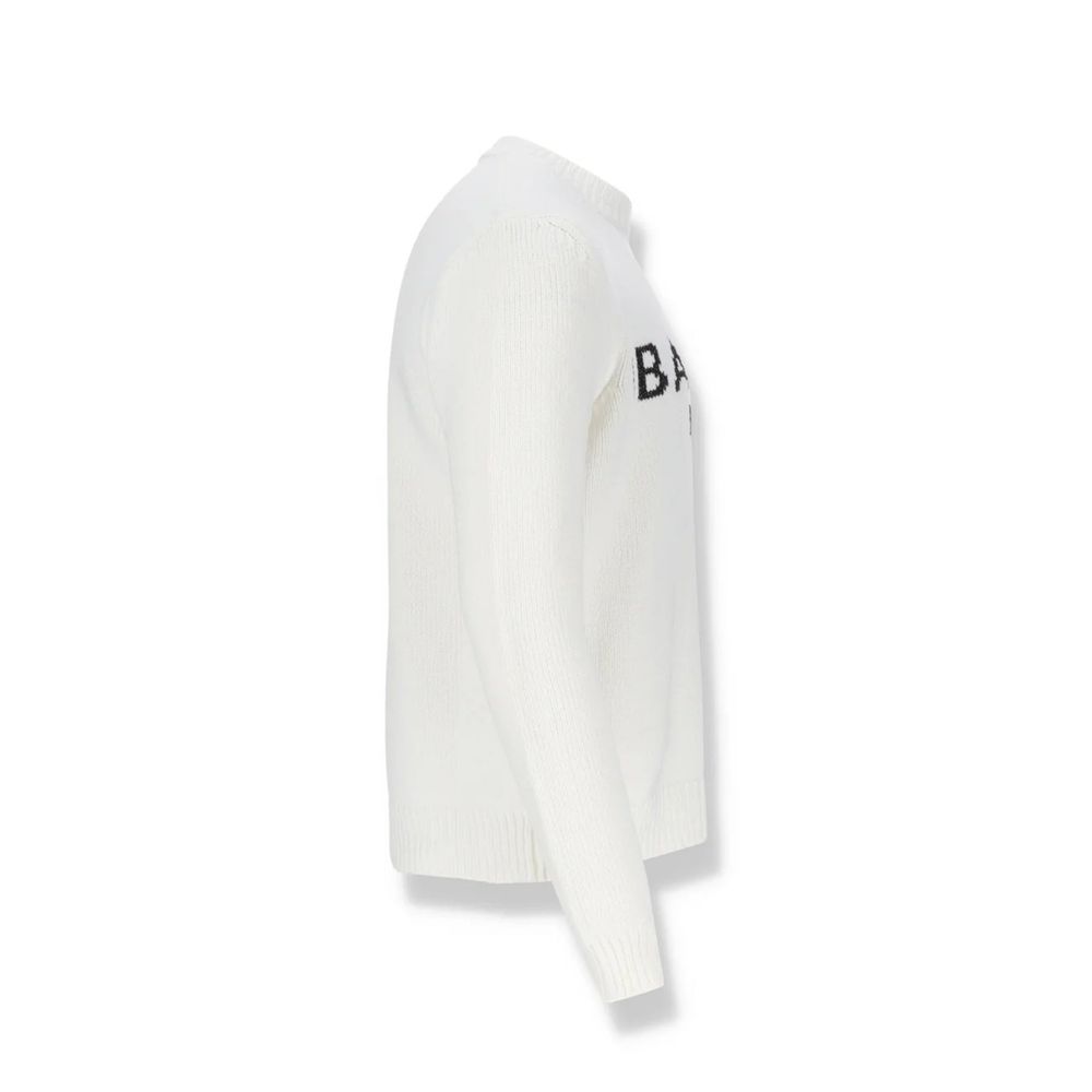 White Cotton SweatshirtDescription: – Composition: 100% Cotton – Long sleeves – Ribbed trims – Machine wash – front logo detail – Crew neck – Gender: MEN – Size & Fit: Straight fit.White Cotton Sweatshirt${tagsBalmainAulae White Cotton Sweatshirt BalmainA