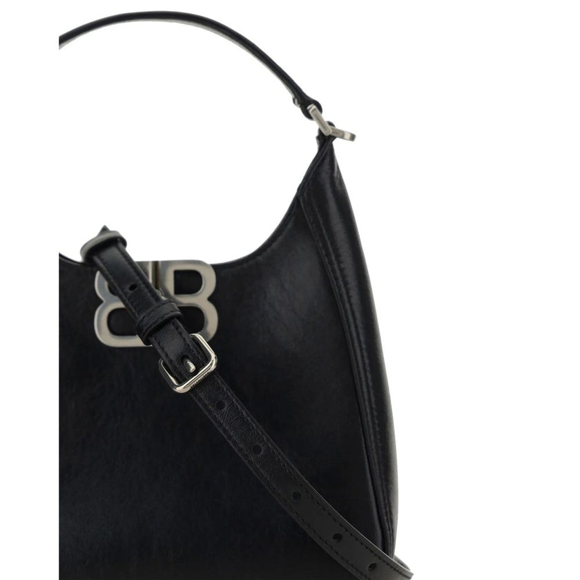 Black Lamb Leather Shoulder BagDescription: – Composition: 100% Lamb Leather – Detachable shoulder strap – Embossed logo detail – Front twist closure – Made in Italy – Gender: WOMEN – Size & Fit: Height 15 cm; Width 20 cm; Depth 7 cmBlack Lamb Leather Sho
