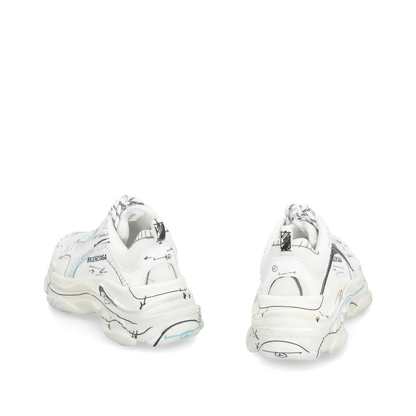 White Calfskin Chunky SneakersDescription: – Composition: 100% calf leather – Inner: Fabric – Insole: Fabric – Sole: Rubber – Round toe – Side logo detail – Mesh fabric inserts – Sketch all over print – Two-tone lace up closure – Padded tongue – Embossed