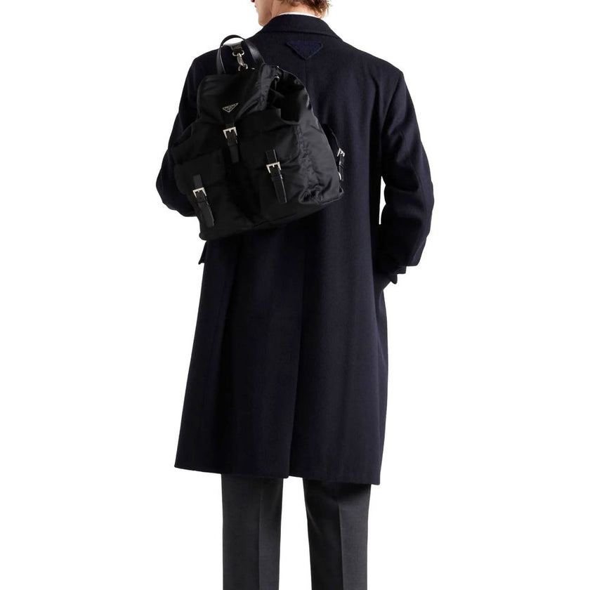 Wool CoatDescription: – Composition: 100% Wool – Long sleeves – Fully lined – One back vent – Straight hem – Single-breasted – Specialist wash – Two side flap pockets – Classic reverse – Back triangle logo detail – Made in Italy – Gender: MEN –Wool Coat${