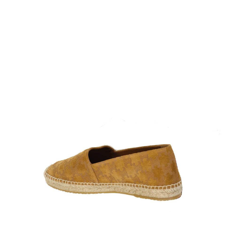 Brown Calfskin EspadrillesDescription: – Composition: 100% calf leather – Inner: Leather – Sole: Rubber – Round toe – Branded insole – Suede effect – Slip-on design – All-over triomphe logo embossed – Made in Italy – Gender: MEN –Brown Calfskin Espadrille