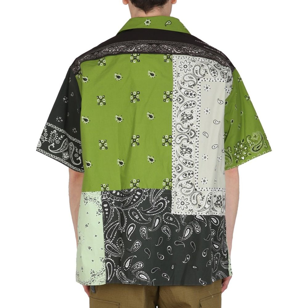 Green Cotton Pattern ShirtDescription: – Composition: 100% Cotton – Front button closure – Machine wash – Short sleeve – Block colour effect – Made in Tunisia – Gender: MEN –Green Cotton Pattern Shirt${tagsKenzoAulae Green Cotton Pattern Shirt KenzoAulae