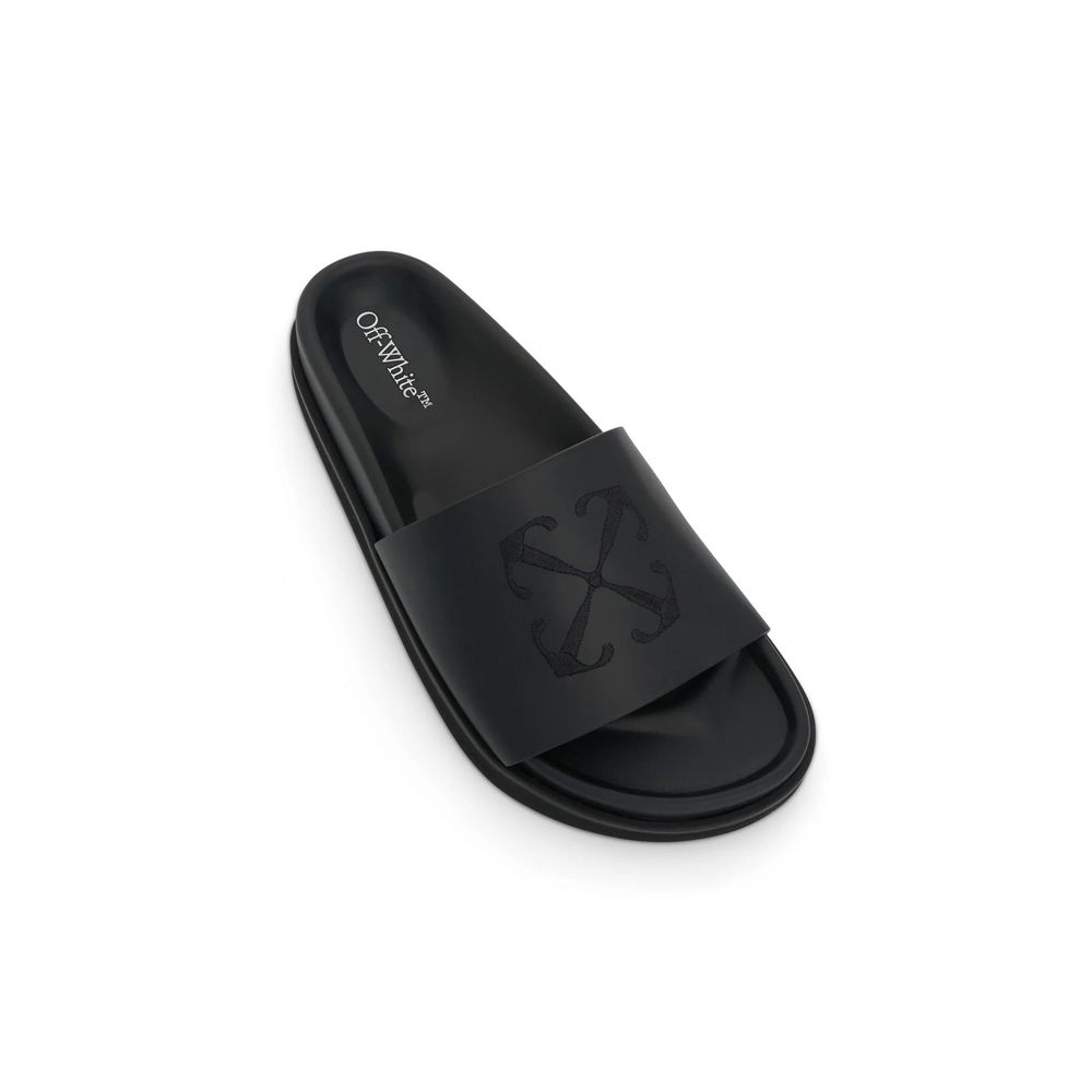 Black Rubber SlippersDescription: – Composition: 100% Rubber – Insole: Leather – Sole: Rubber – Round toe – moulded footbed – Open toe – Slip-on design – Smooth grain leather – Signature Arrows motif – Made in Italy – Gender: MEN –Black Rubber Slippers${t
