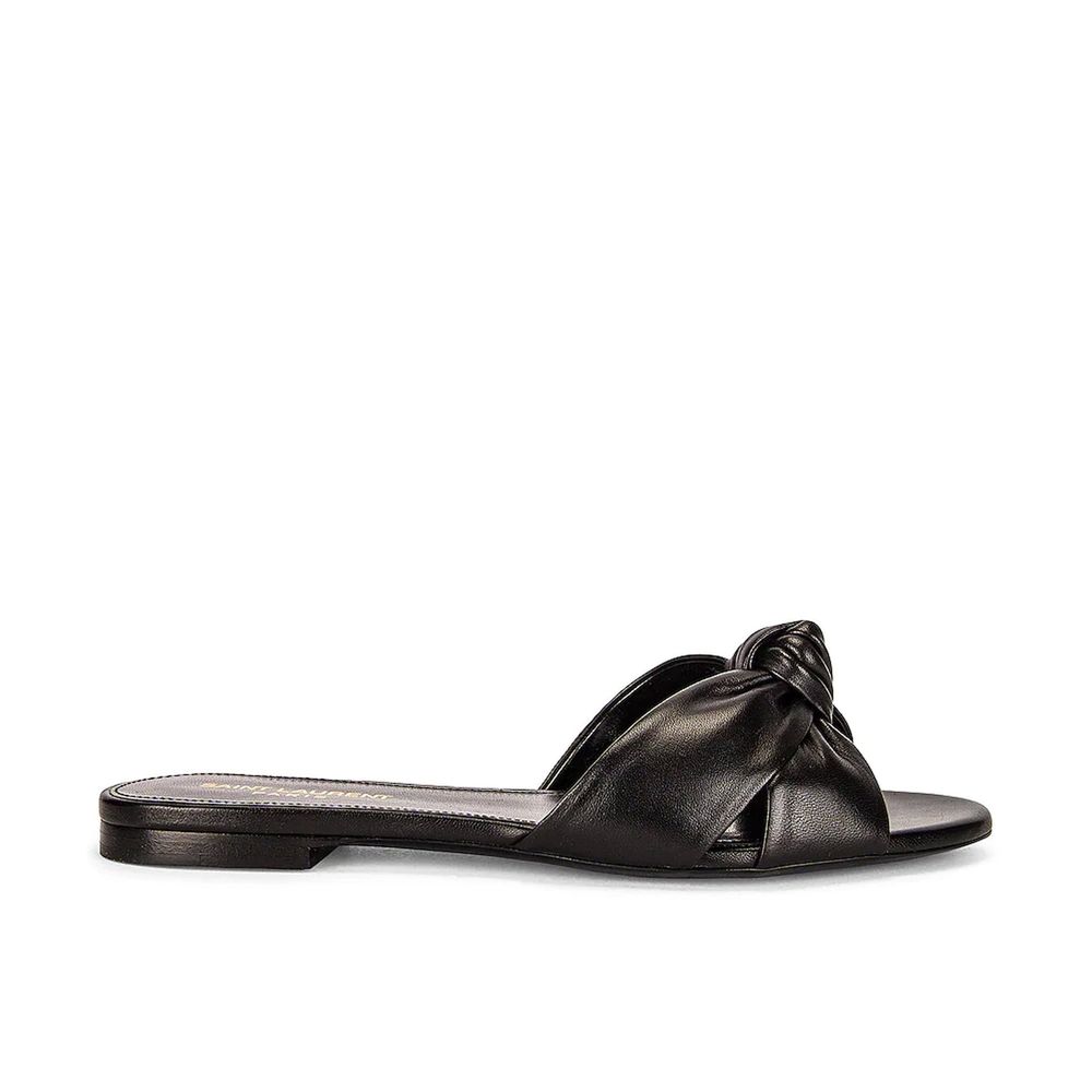 Black Calfskin SlidesDescription: – Composition: 100% calf leather – leather insole and sole – open back – open toe – made in Italy –Black Calfskin Slides${tagsSaint LaurentAulae Leather Slides Saint LaurentAulae Leather Slides Description: – Composition: