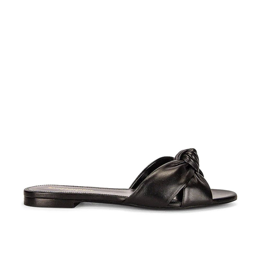 Black Calfskin SlidesDescription: – Composition: 100% calf leather – leather insole and sole – open back – open toe – made in Italy –Black Calfskin Slides${tagsSaint LaurentAulae Leather Slides Saint LaurentAulae Leather Slides Description: – Composition: