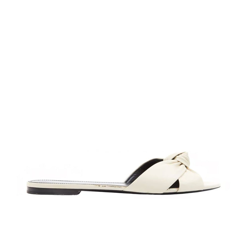 White Calfskin SlidesDescription: – Composition: 100% calf leather – leather insole and sole – open back – open toe – round toe – branded insole – made in Italy –White Calfskin Slides${tagsSaint LaurentAulae Leather Slides Saint LaurentAulae Leather Slide