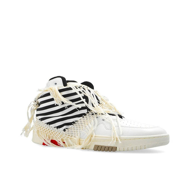 White Calfskin High Top SneakersDescription: – Composition: 100% calf leather – Leather insole – Rubber sole – Lace up – Perforated detail – Bandana detail – Logo detailing on the tongue – Made in Italy –White Calfskin High Top Sneakers${tagsSaint Laurent