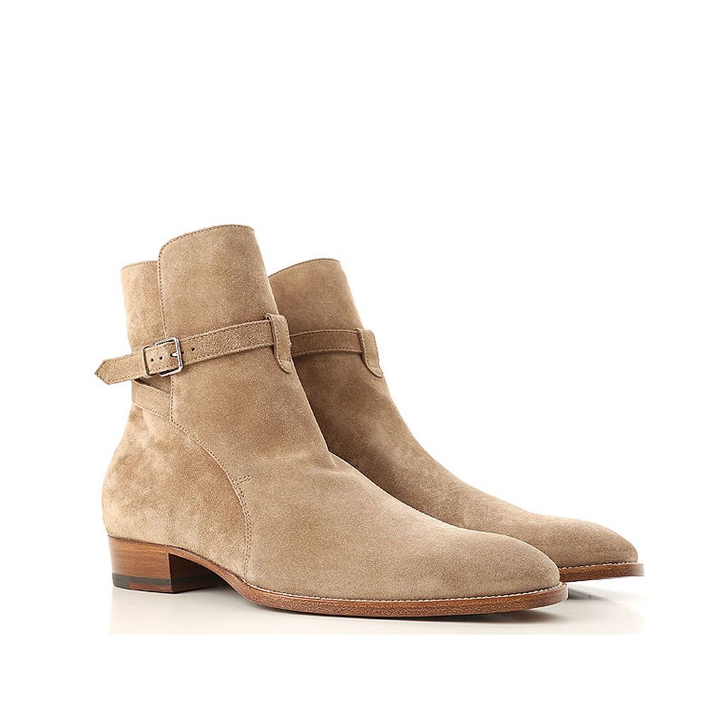 Beige Calfskin Ankle BootsDescription: – Composition: 100% calf leather – Inner: Leather – Insole: Leather – Sole: Leather – Round toe – Ankle side buckle fastening – Heel 3 cm – Made in Italy – Gender: MEN –Beige Calfskin Ankle Boots${tagsSaint LaurentAu