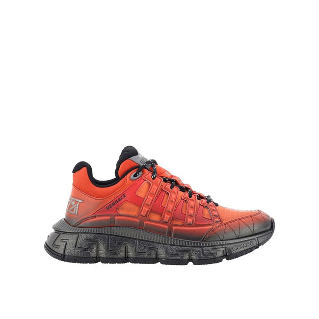 Orange Fabric Athletic SneakersDescription: – Composition: 100% Fabric – Inner: Fabric – Insole: Fabric – Sole: Rubber – Round toe – Front lace-up closure – Top logo detail – Made in Italy – Gender: MEN –Orange Fabric Athletic Sneakers${tagsVersaceAulae T