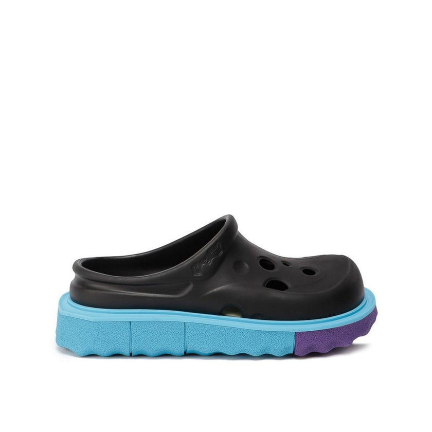 Black Rubber SlippersDescription: – Composition: 100% Rubber – Inner: Rubber – Insole: Leather – Sole: Rubber – Round toe – Perforated detail – Open back – Top logo detail – Made in China – Gender: MEN –Black Rubber Slippers${tagsOff-WhiteAulae Sponge Sli