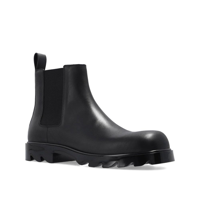Black Calfskin Chelsea BootsDescription: – Composition: 100% calf leather – Leather lining and insole – Rubber sole – Made in Italy –Black Calfskin Chelsea Boots${tagsBottega VenetaAulae Leather Ankle Boots Bottega VenetaAulae Leather Ankle Boots Descript