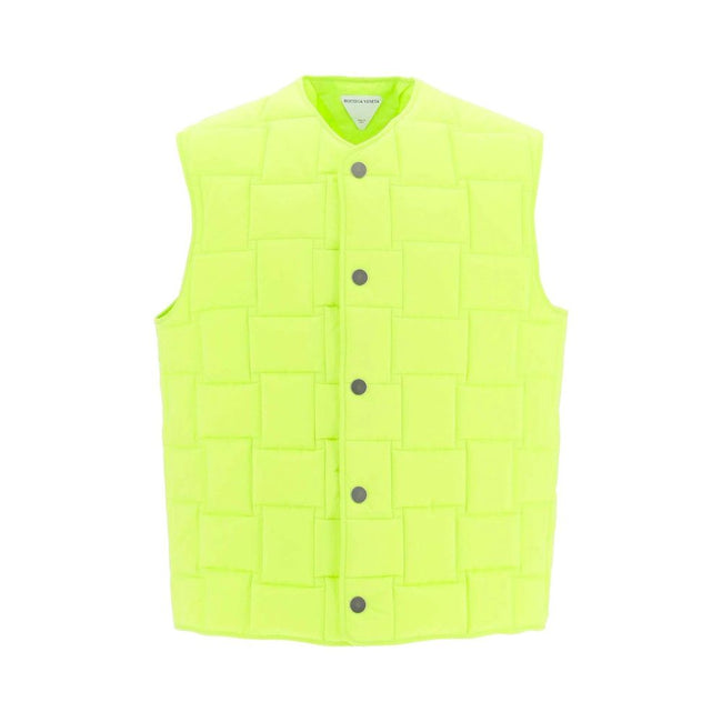 Green Polyamide Sleveless JacketDescription: – Composition: 100% Polyamide – Long sleeves – Padded design – Machine wash (delicate) – Press-stud button fastening – Made in Italy – Gender: MEN – Size & Fit: Model is 1.87 m wearing size LGreen Polyamide Sle