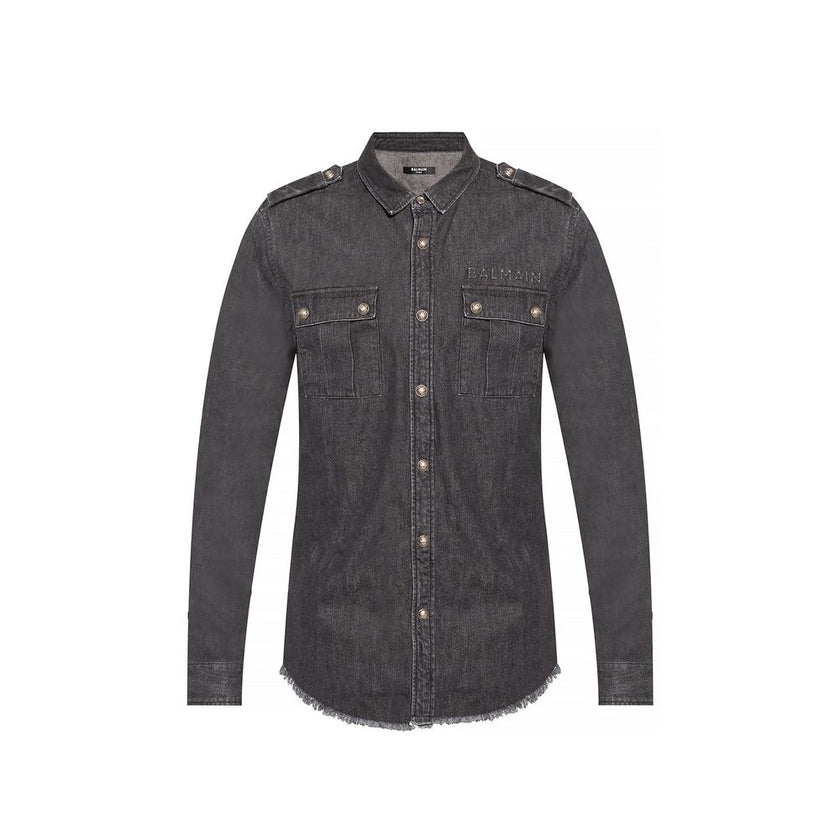 Black Denim ShirtDescription: – Composition: 100% Cotton – Long sleeves – Front button closure – Machine wash – Two front pockets – Fringe finish – Button cuffs – Gender: MEN – Size & Fit: REGULAR FIT. THE MODEL IS 190 CM TALL AND WEARS SIZE 40Black Denim