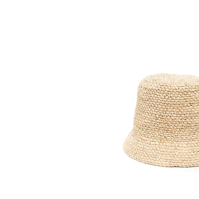 Beige Raffia Cap (Baseball Hat)Description: – Composition: 100% Rafia – Front logo patch – Made in Italy – Gender: WOMEN –Beige Raffia Cap (Baseball Hat)${tagsJacquemusAulae Le Bob Ficiu Bucket Cap JacquemusAulae Le Bob Ficiu Bucket Cap Description: – Com