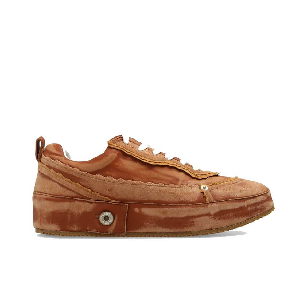 Brown Calfskin Platform SneakersDescription: – Composition: 100% calf leather – Leather lining, insole, sole – Rubber Sole – Lace up fastening – Embossed logo detail – Made in Italy –Brown Calfskin Platform Sneakers${tagsLoeweAulae Deconstructed Sneakers