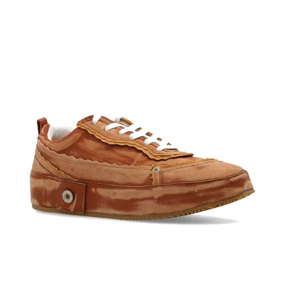 Brown Calfskin Platform SneakersDescription: – Composition: 100% calf leather – Leather lining, insole, sole – Rubber Sole – Lace up fastening – Embossed logo detail – Made in Italy –Brown Calfskin Platform Sneakers${tagsLoeweAulae Deconstructed Sneakers