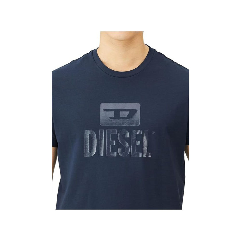 Blue Cotton T-ShirtDiesel T-shirt jersey in blue cotton tone on tone with logo print on the frontBlue Cotton T-Shirt${tagsDieselAulae Blue Cotton T-Shirt DieselAulae Blue Cotton T-Shirt Diesel T-shirt jersey in blue cotton tone on tone with logo print on