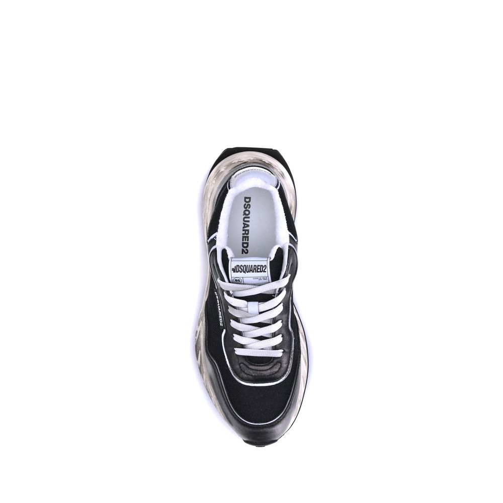 Black Calf Leather Bos Taurus Athletic SneakersDsquared2’s Sprinter Sneakers combine bold design and retro styling with a modern twist. The upper lace-up closure ensures a secure fit, while the paneled design with worn-in vintage effect gives an unmistaka