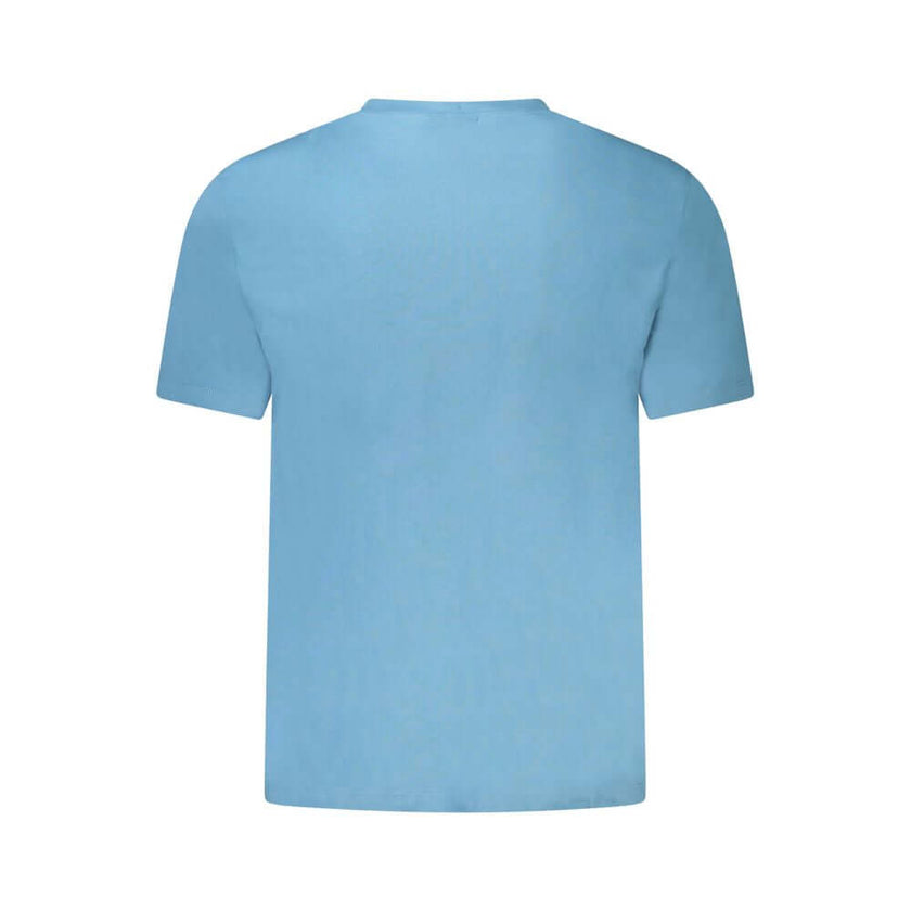 Blue Cotton Men T-ShirtImmerse yourself in the effortless sophistication of Calvin Klein with this striking blue T-shirt. Crafted with the finest cotton for maximum comfort, it features a sleek crew neck and is adorned with the iconic Calvin Klein logo em