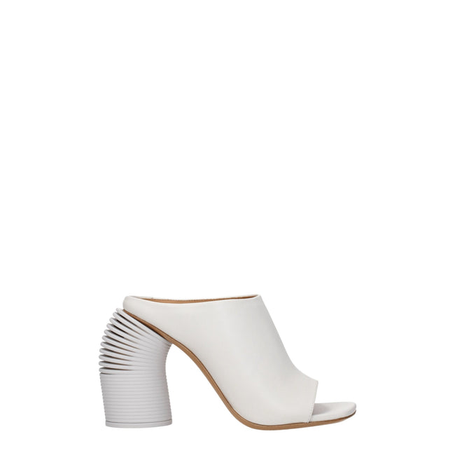 White Leather Platform SandalsDescription: The product with MPN OWIH048LEA0020372 and code F76060 leather in white is a sandals designed by Off-White. Additional Info: Style: Casual Materials: Leather Shoe sole: Leather Heel height: 10.5 cm Shoe tip: Open