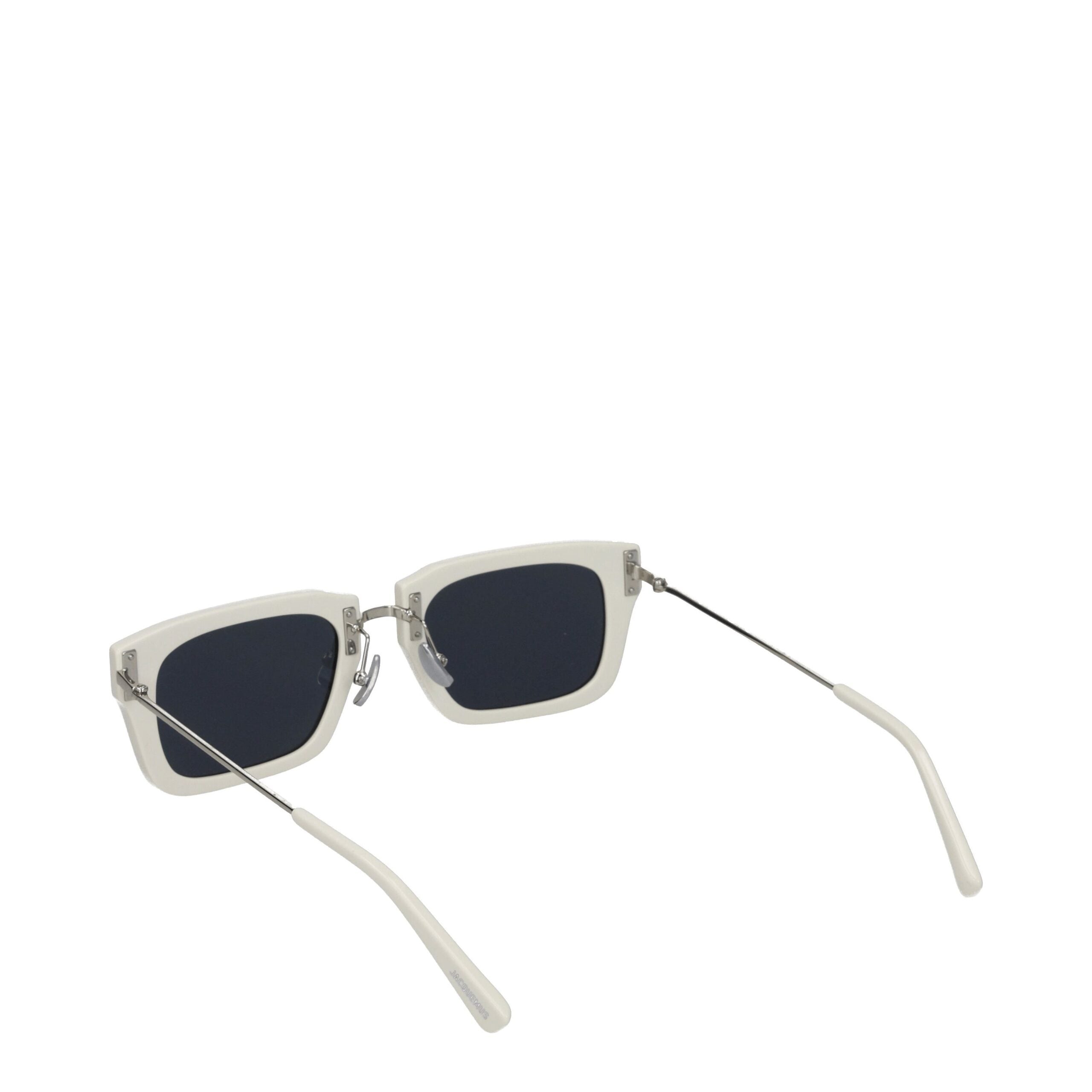 White Acetate SunglassesDescription: The product with MPN 226AC4315041110 and code F78001 acetate in white is a sunglasses designed by Jacquemus. Additional Info: Arm length: 15.5 cm Frame materials: Acetate frame Lens diameter: 5.1 cm Lens: Dark Protecti