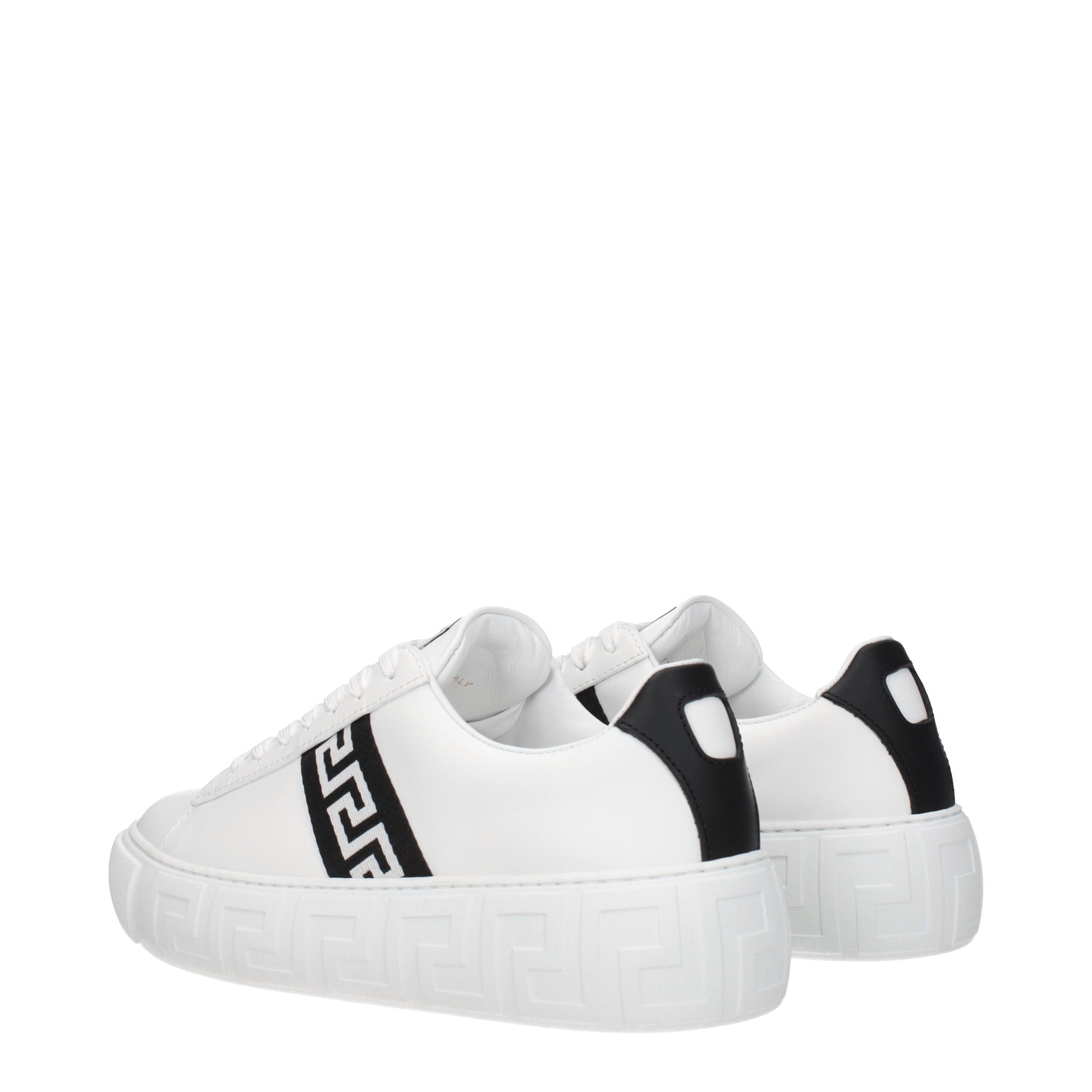 White Leather Low Top SneakersDescription: The product with MPN 10041841A007752W020 and code F78138 leather in white is a sneakers designed by Versace. It has features like front logo. Additional Info: Style: Casual Closing type: Lace up Closure Materials