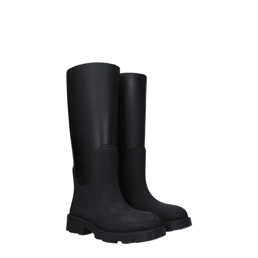 Black Cotton Rain BootsDescription: The product with MPN 8077778 and code F78315 rubber in black is a boots designed by Burberry. Additional Info: Style: Casual Materials: Rubber Shoe sole: Rubber Heel height: 3.5 cm Shoe tip: Round toe Heel type: Mid hee